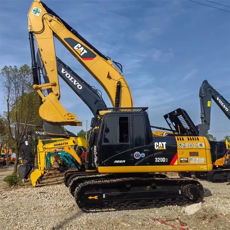 CAT 320D2
