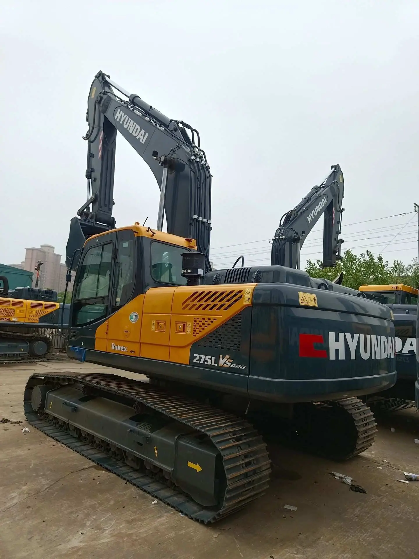 Hyundai 275LVS