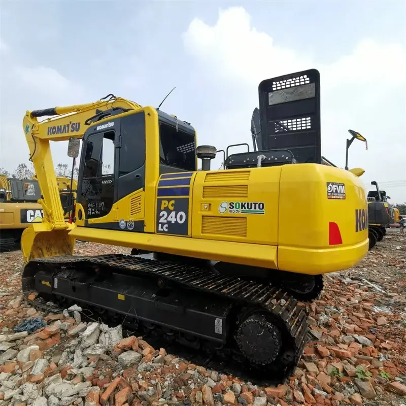 Komatsu 240LC