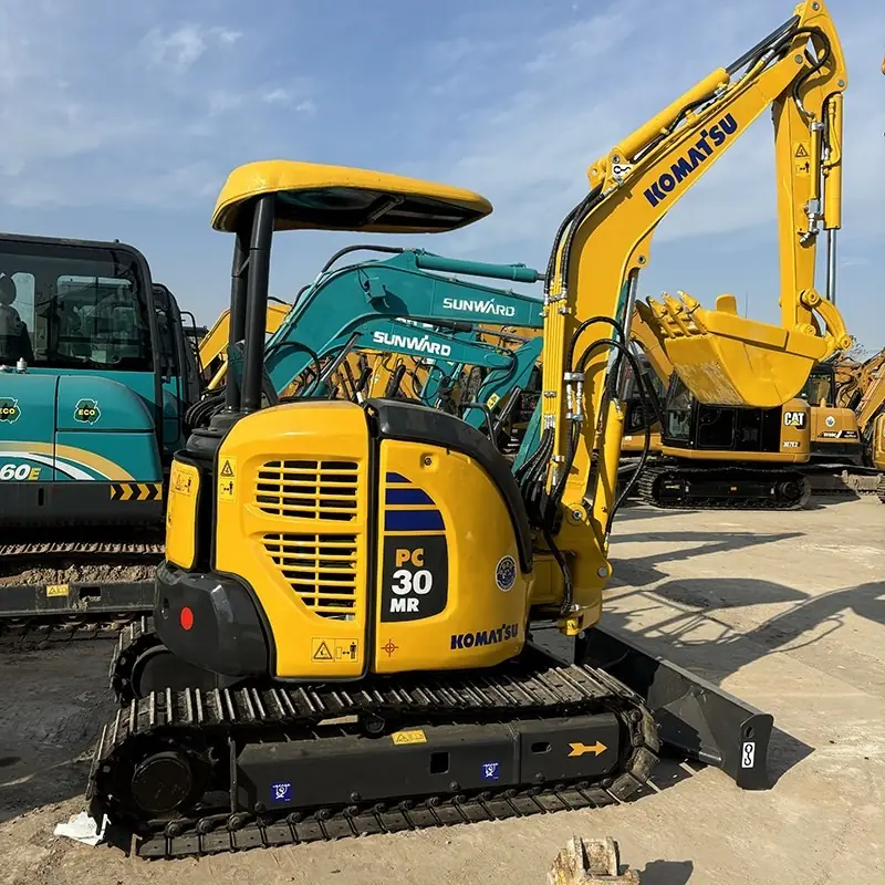 Komatsu PC30MR