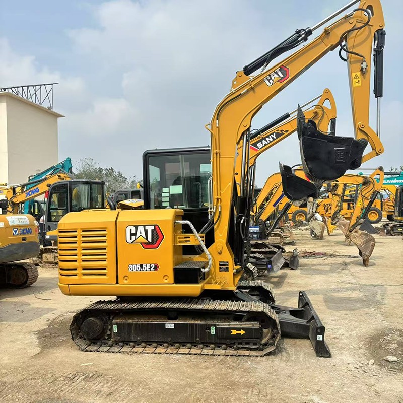 CAT 305.5 E2