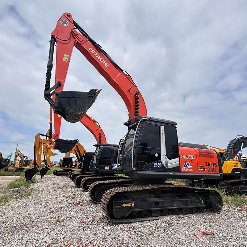 Hitachi ZX240